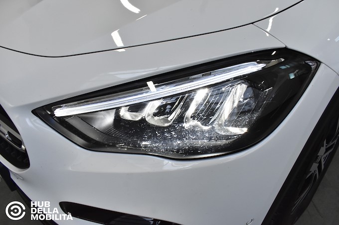MERCEDES-BENZ GLA 200 d Automatic Progressive Advanced